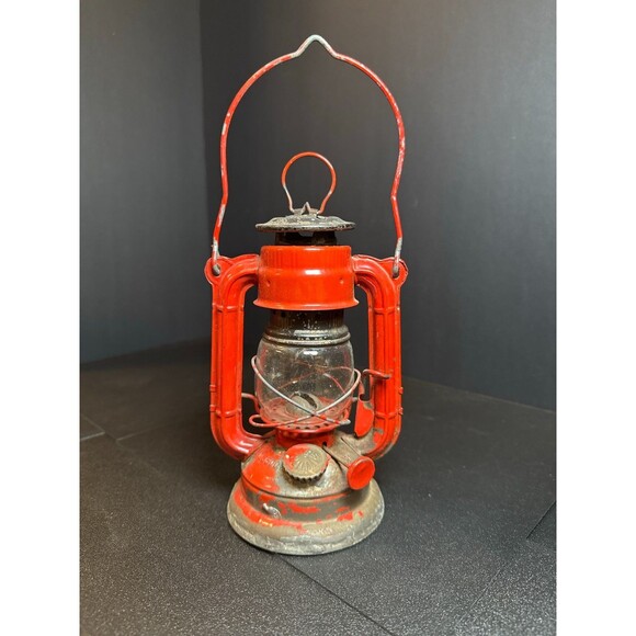 Vintage Red Sun Brand Kerosene Lantern 7.5" Japan Barn Camping Oil Lamp - Picture 3 of 10